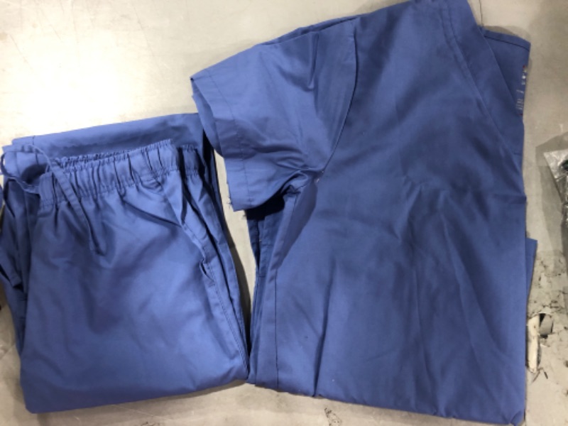 Photo 1 of Blue Scrubs Set Size m