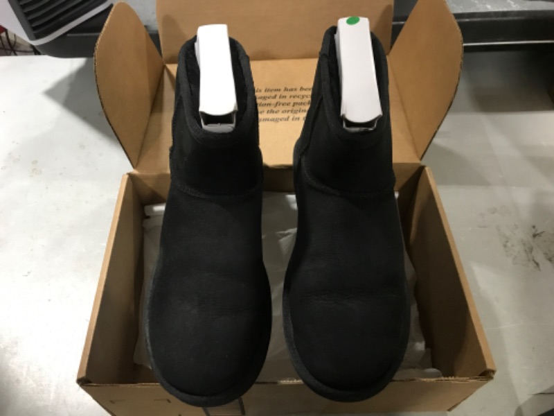 Photo 2 of  UGG ankle boots
SIZE 8