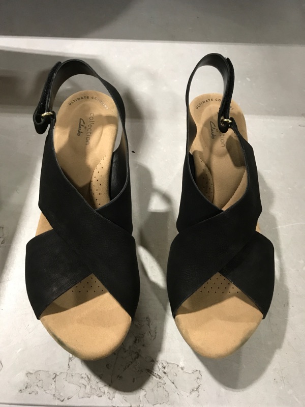 Photo 2 of Clarks Women's Annadel Eirwyn Wedge Sandal SIZE 8