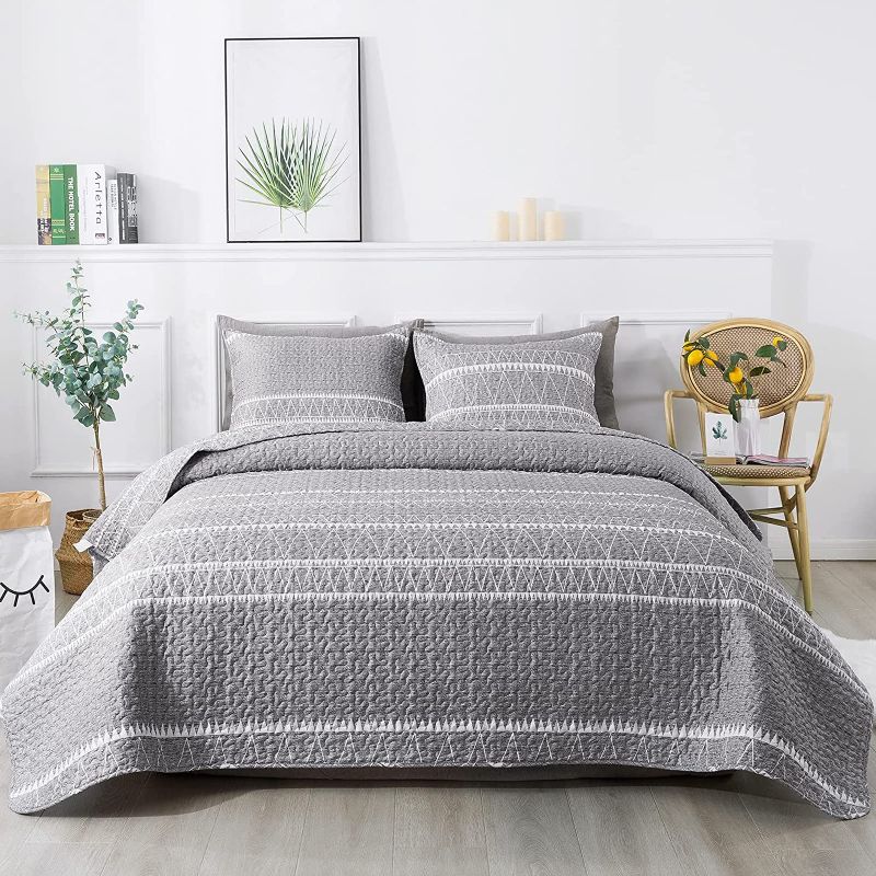 Photo 1 of  Grey Quilt Set Queen (90x96 Inch)