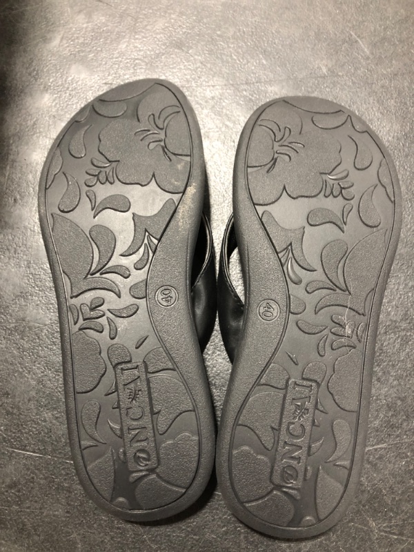 Photo 1 of Black sandals size 40