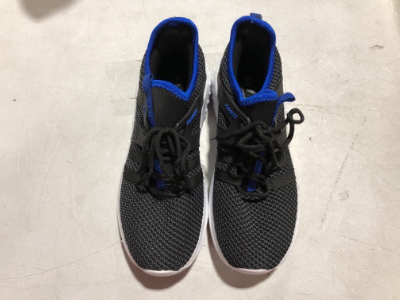 Photo 1 of Boys Running Shoe Size 5