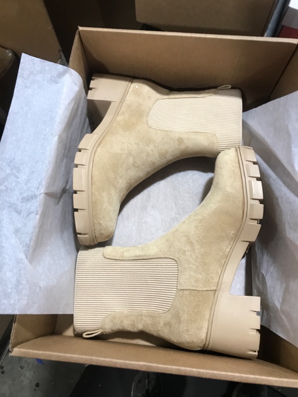 Photo 1 of beige boots size 8.5 womens 