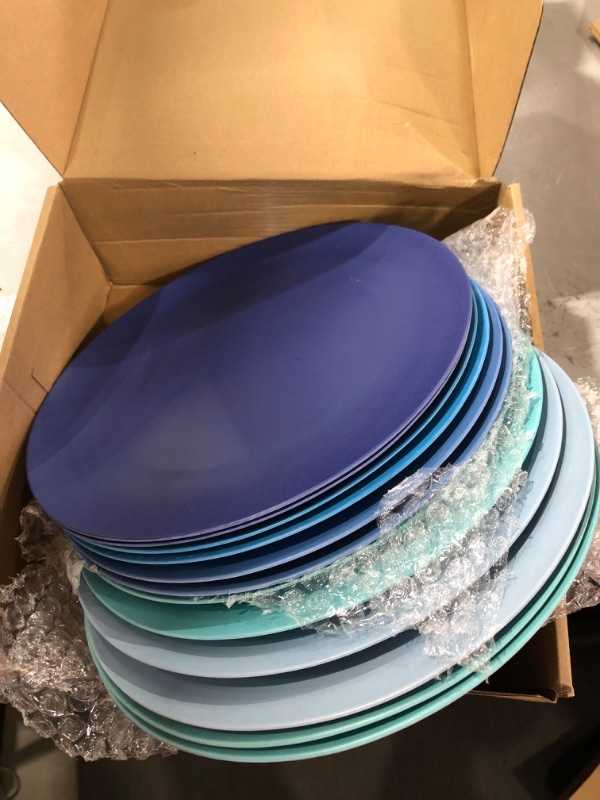 Photo 1 of 12 Pieces 10 Inch Plastic Plates Reusable Dishwasher Safe Plates Lightweight and Unbreakable Dinner Plates in Coastal Colors for Lunch Kitchen Party Outdoor Picnic Use
