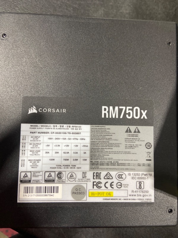 Photo 4 of Corsair RMX Series (2021), RM750x, 750 Watt, Gold, Fully Modular Power Supply RMx 750W