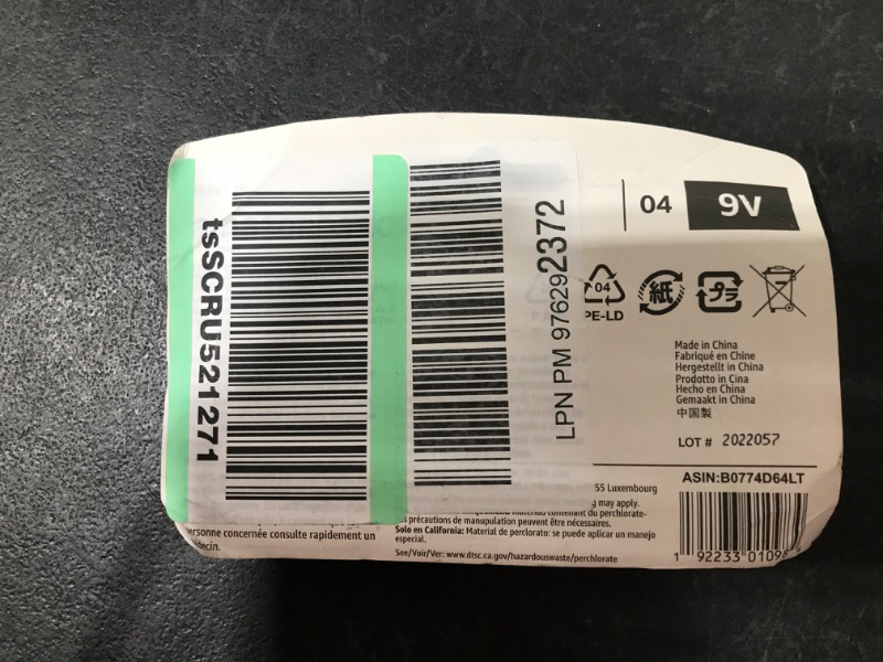 Photo 1 of Amazon Basics 4-Pack 9 Volt Alkaline Performance All-Purpose Batteries, 5-Year Shelf Life, Packaging May Vary 4 Count 9V Batteries