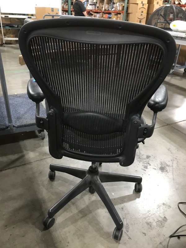 Photo 2 of Herman Miller Aeron Size B Office Chair | Adjustable Arms | Rear Tilt Limiter | Lumbar Support Pad ( Renewed)
