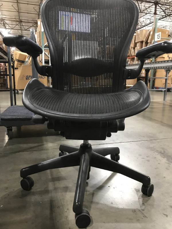 Photo 4 of Herman Miller Aeron Size B Office Chair | Adjustable Arms | Rear Tilt Limiter | Lumbar Support Pad ( Renewed)
