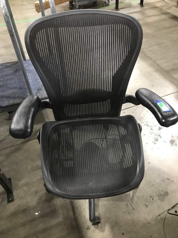 Photo 3 of Herman Miller Aeron Size B Office Chair | Adjustable Arms | Rear Tilt Limiter | Lumbar Support Pad ( Renewed)
