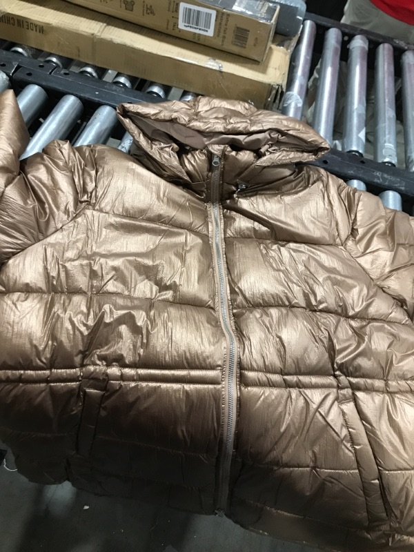 Photo 1 of Amazon Essentials Women's Heavyweight Puffer Jacket with Drawstring Waist

