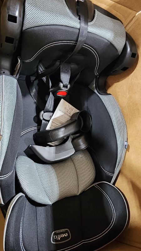 Photo 2 of Evenflo Chase LX Harnessed Booster Car Seat (Jameson)