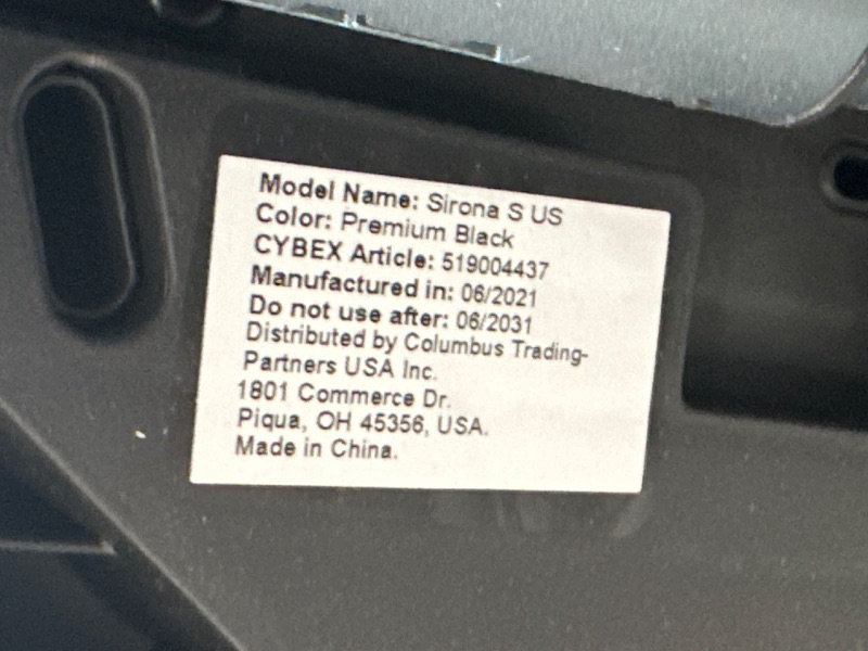 Photo 8 of CYBEX Sirona S with SensorSafe, Convertible Car Seat, 360° Rotating Seat, Rear-Facing or Forward-Facing Car Seat, Easy Installation, SensorSafe Chest Clip, Instant Safety Alerts, Premium Black

