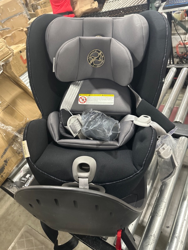 Photo 4 of CYBEX Sirona S with SensorSafe, Convertible Car Seat, 360° Rotating Seat, Rear-Facing or Forward-Facing Car Seat, Easy Installation, SensorSafe Chest Clip, Instant Safety Alerts, Premium Black
