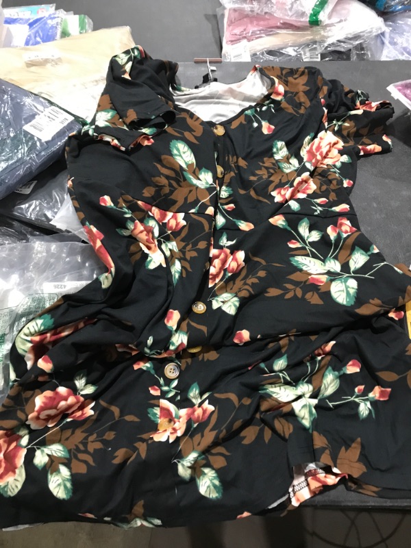 Photo 1 of 2X BLACK BUTTON UP DRESS FLORAL 