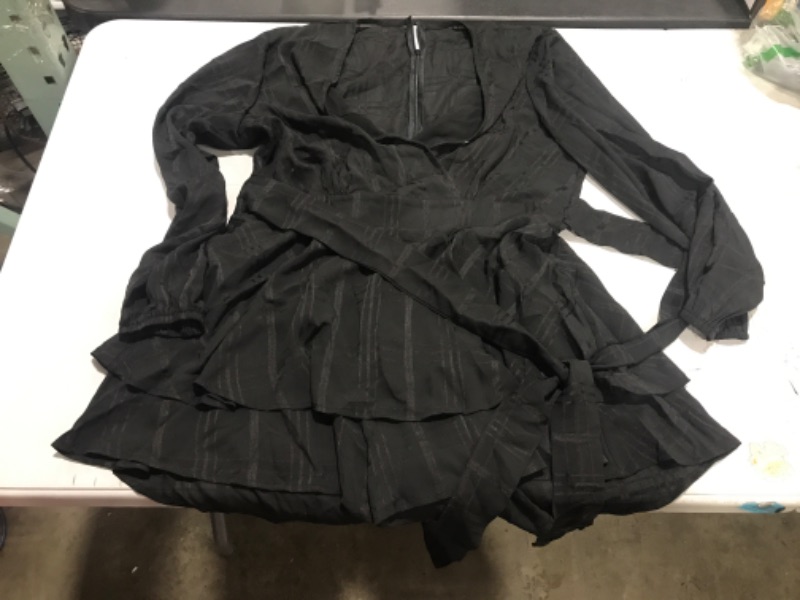 Photo 1 of Womens Dress Black XL 