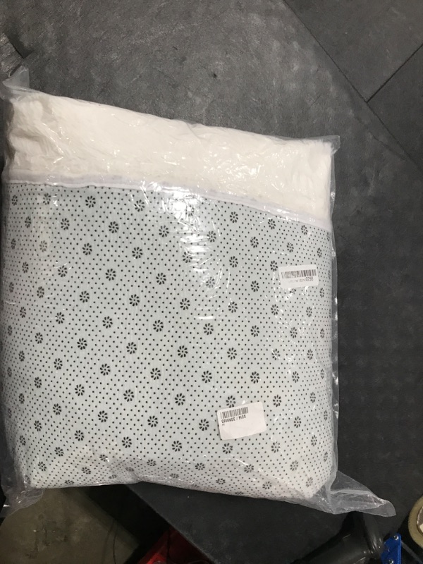 Photo 1 of White Fluffy Living Room Rugs, Furry Area Rug 6x9 for Bedroom, Shag Rug for Kids Room, Living Room Decor, Fuzzy Carpet for Nursery, Plush Rug for Game Room, Soft Shaggy Rug for Play Room