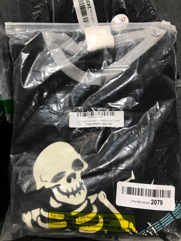 Photo 1 of 18Y SKELETON SHIRT 