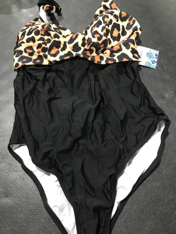 Photo 1 of B2prity Women's One Piece Swimsuits Tummy Control Front Cross Bathing Suits Slimming Swimsuit V Neck Swimwear Monokini  SIZE M 