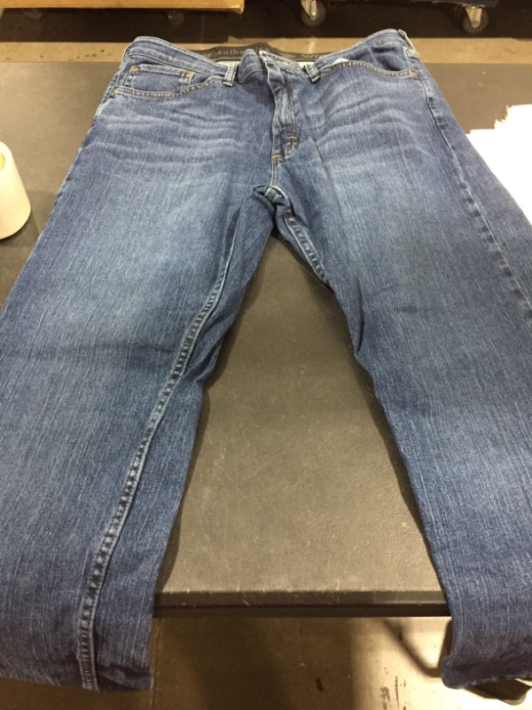 Photo 1 of 33x30 MEN'S WRANGLER JEANS