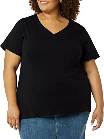 Photo 1 of AMAZON ESSENTIALS BLACK V NECK SIZE L