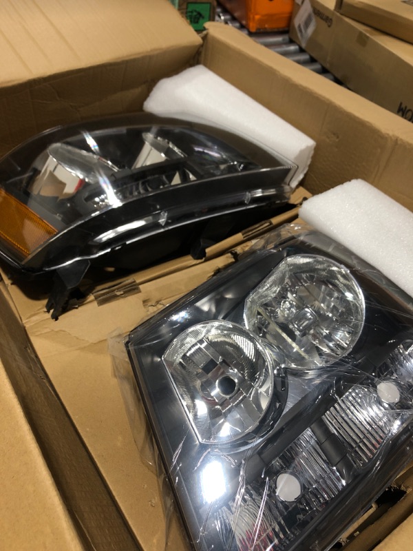 Photo 2 of Auto Dynasty Factory Style Halogen Headlights Assembly Compatible with Chevy Suburban 1500 2500 Tahoe Avalanche 07-14, Driver and Passenger Side, Black Housing Amber Corner Black Housing Clear Lens Amber Corner