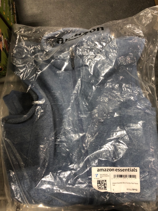 Photo 2 of Amazon Essentials Men's Full-Zip Polar Fleece Vest (Available in Big & Tall) Polyester Blue Heather Small