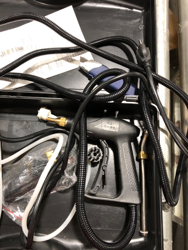 Photo 2 of BEAMNOVA High Pressure Handheld Steam Cleaner Cleaning Car Steamer for Auto Detailing Portable Electric Steam Machine Home Use Kitchen Floors 