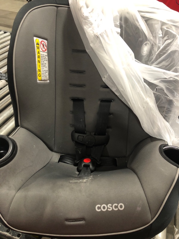 Photo 2 of Cosco Onlook 2-in-1 Convertible Car Seat, Rear-Facing 5-40 pounds and Forward-Facing 22-40 pounds and up to 43 inches, Black Arrows
