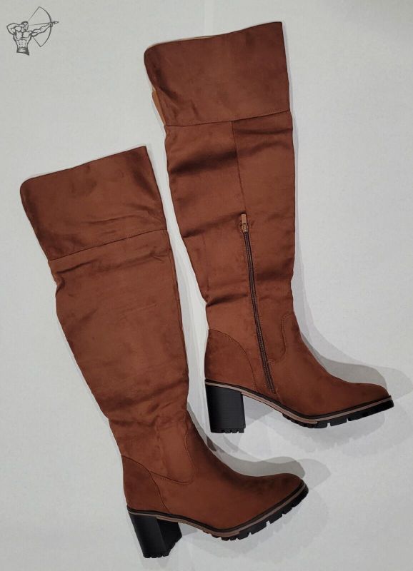 Photo 1 of Coutgo Women's Lug Sole Knee High Boots, Round Toe, Brown, Chunky Heal, Size 10
