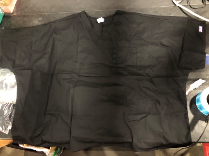 Photo 1 of Cherokee Men and Women Scrub Top Tuckable V-Neck with Chest Pocket 4777 5X-Large Black