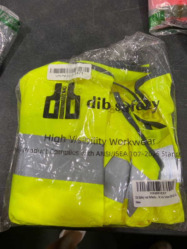 Photo 2 of Dib Safety Vest Reflective ANSI Class 2, High Visibility Vest with Pockets and Zipper, Construction Work Vest Hi Vis Yellow 2XL XX-Large Yellow