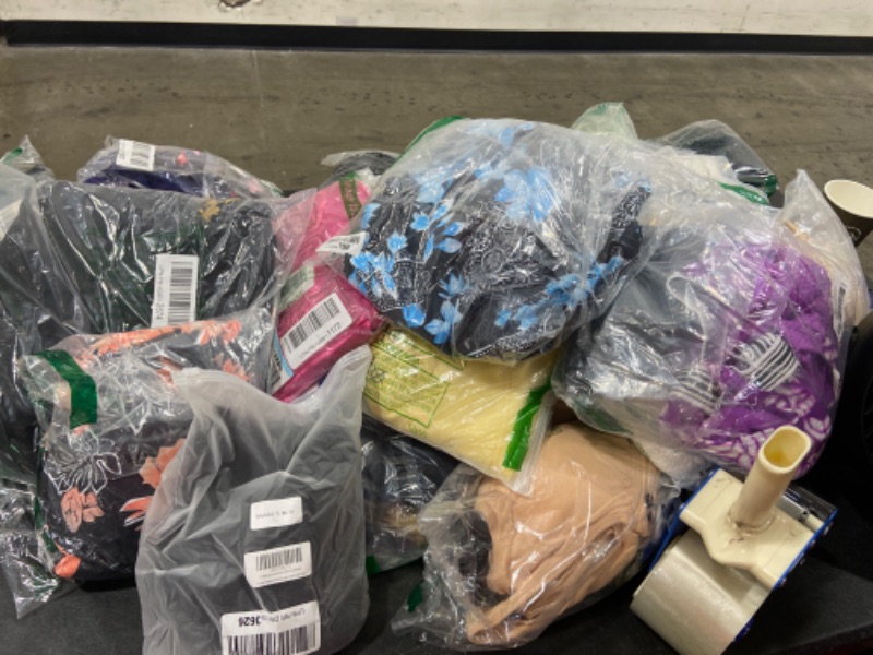 Photo 1 of BAG LOT OF RANDOM CLOTHING 