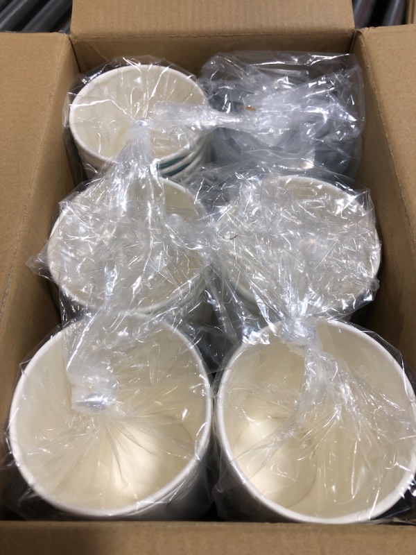 Photo 1 of [125 Pack] 22oz Paper Cups, Disposable Paper Cups with Strawless Sip Lids, Paper Cold Cups With Lids Specially Designed for Cold Drinks, Beverages, Juices, and All Kinds of Cold Drinks 22oz-BLUE-2