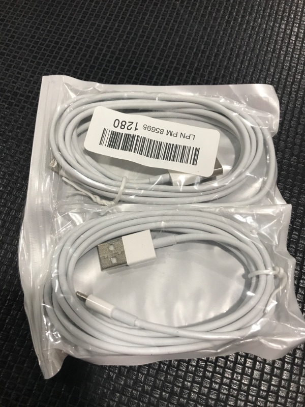 Photo 2 of 2 Apple Lightning to USB Cable (3 m)
