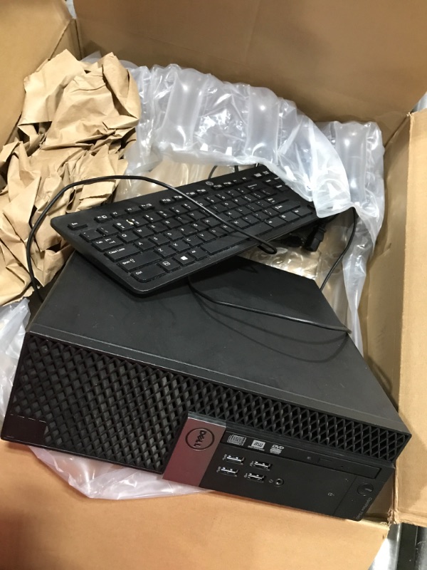 Photo 2 of Dell OptiPlex 7040 Small Form Factor PC, Intel Quad Core i7-6700 up to 4.0GHz, 16G DDR4, 512G SSD, Windows 10 Pro 64 Bit-Multi-Language Supports English/Spanish/French (Renewed)