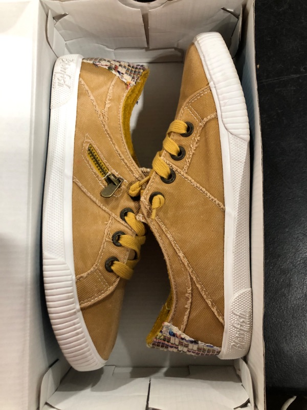 Photo 2 of Blowfish Malibu Women's Fruit Sneaker size 9