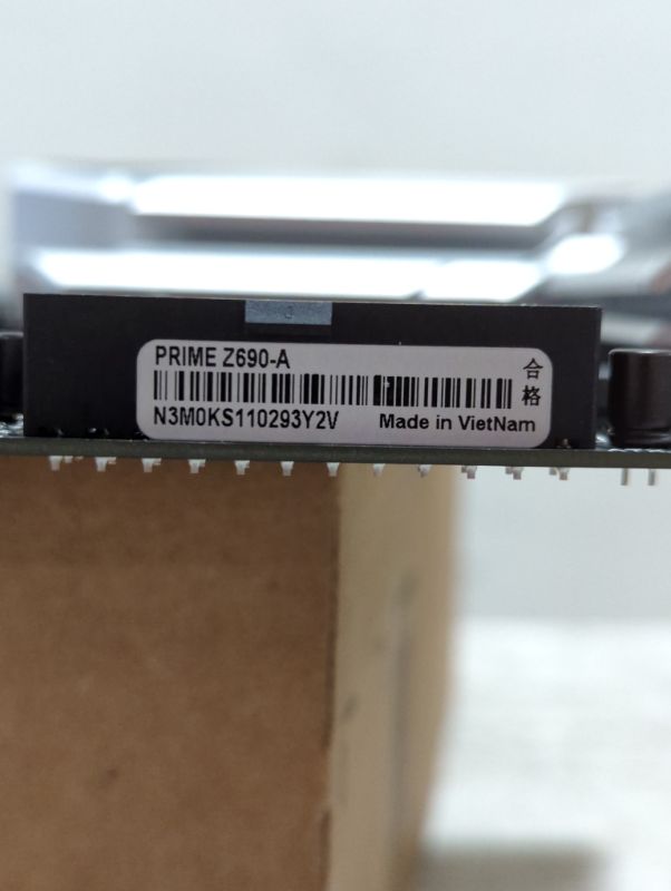 Photo 1 of ASUS Prime Z690-A LGA 1700(Intel 12th) ATX Motherboard (16+1 DrMOS,PCIe 5.0,DDR5,4X M.2, Intel 2.5 Gb LAN,USB 3.2 Gen 2 Front Panel Type-C,Thunderbolt™ 4,Aura Sync RGB Lighting)