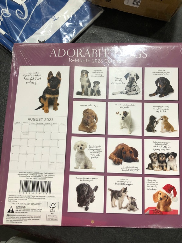 Photo 1 of 2023 CALENDER DOGS 