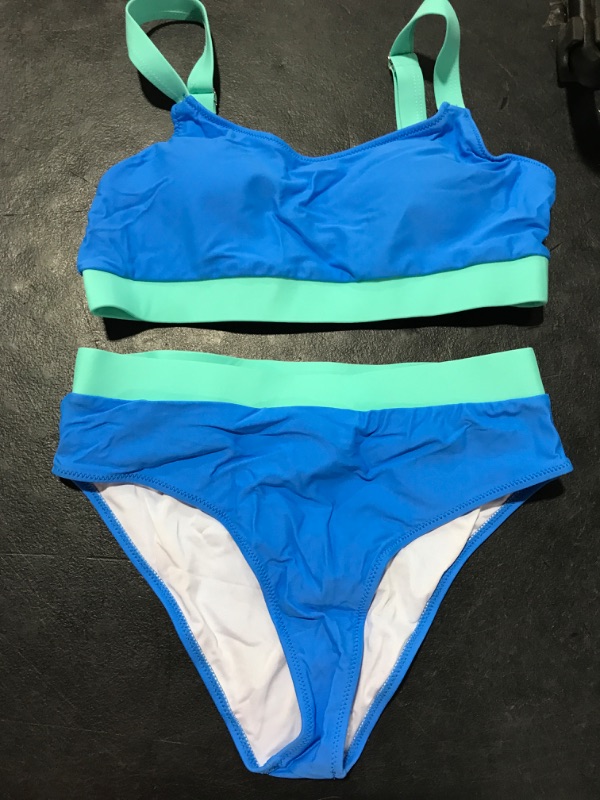 Photo 1 of [Size M] Women's 2pc Swimsuit
