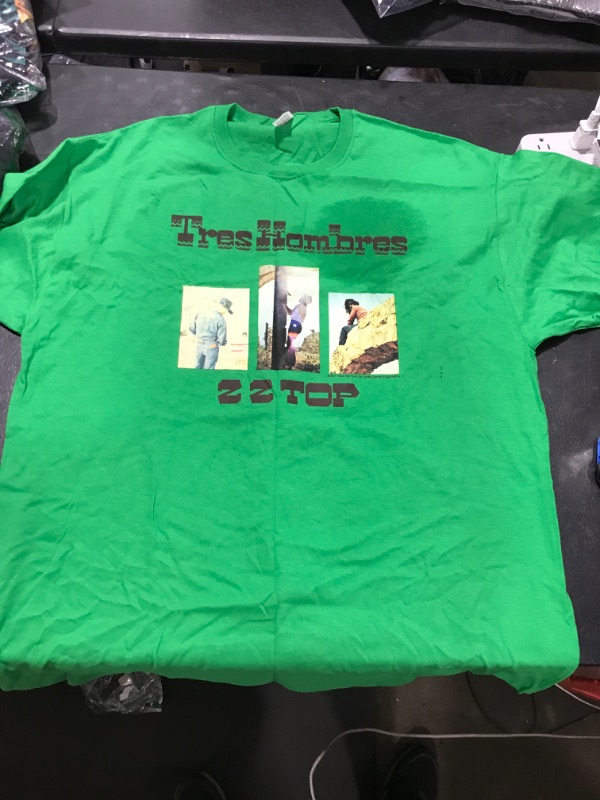 Photo 1 of [Size XL] Tres Hombres Shirt- Green