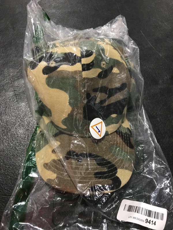 Photo 2 of Eohak Kids Distresed-Washed Baseball Hat Infant Toddler Baby Boy Girl Hats Distresed for 2-8 Years Army Green Camouflage 3-8 Years