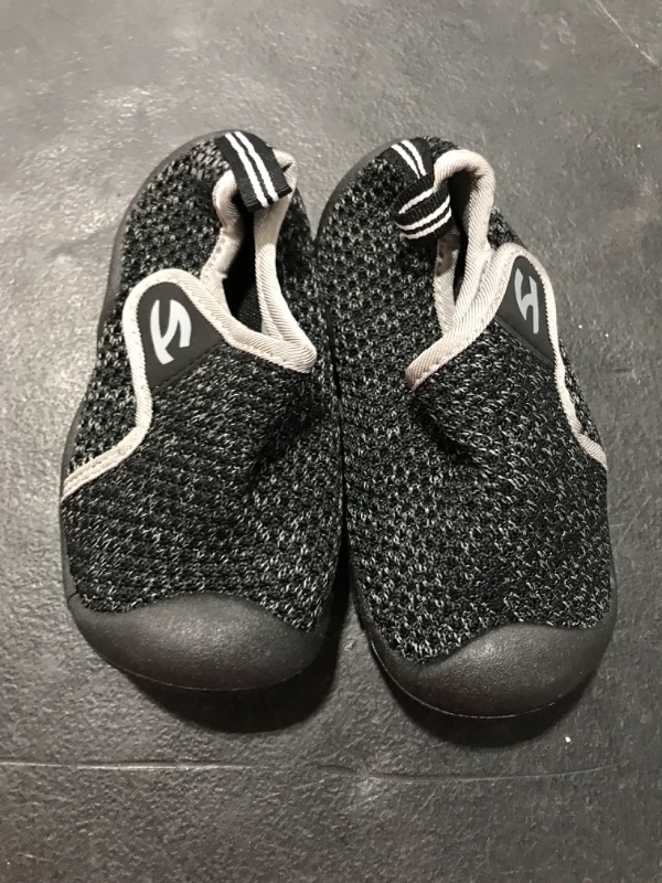 Photo 2 of [Size 8] GUBARUN Toddler Boys Girls Sneakers Kids Lightweight Tennis Shoes Breathable 8 Toddler Black/Grey