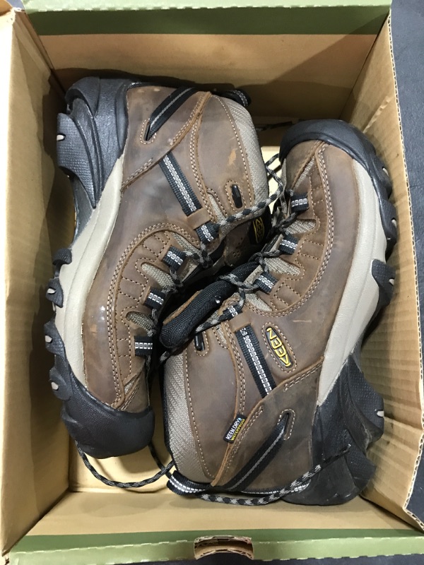 Photo 2 of [Size 9.5] KEEN Men's Targhee 2 Mid Height Waterproof Hiking Boots 9.5 Brown/Black