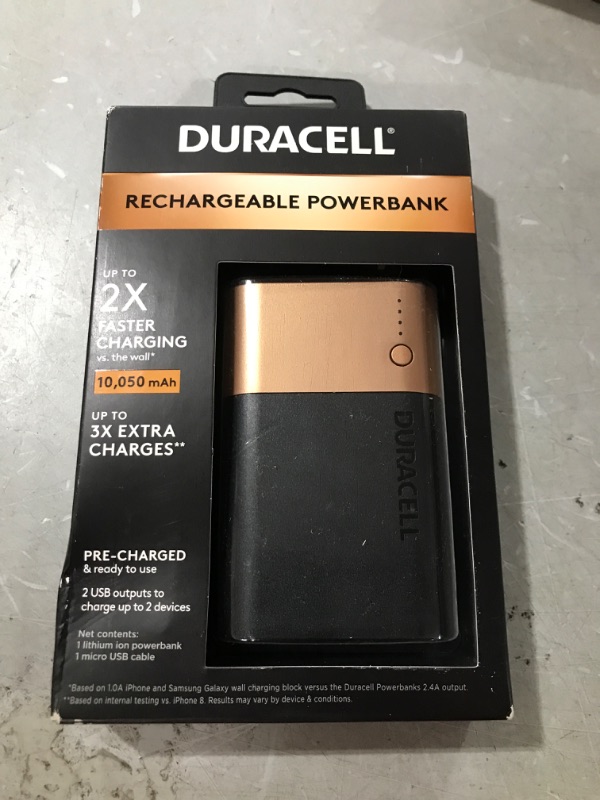 Photo 2 of Duracell 3-Day Power Bank and USB Charger