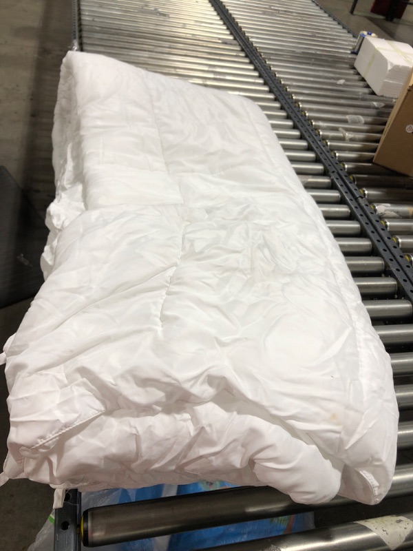 Photo 1 of 102in x 90in mattress topper - white