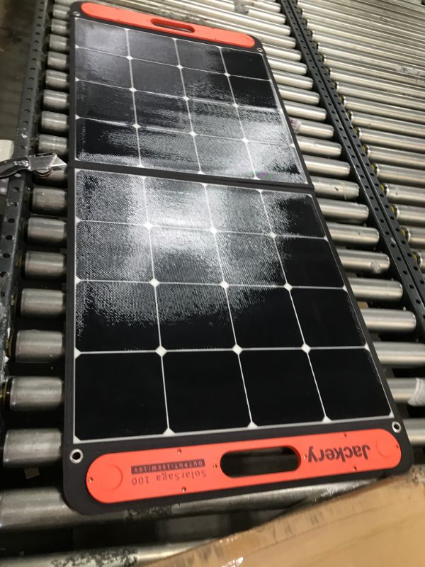 Photo 2 of Jackery SolarSaga 100W Solar Panel - SP100BK1
