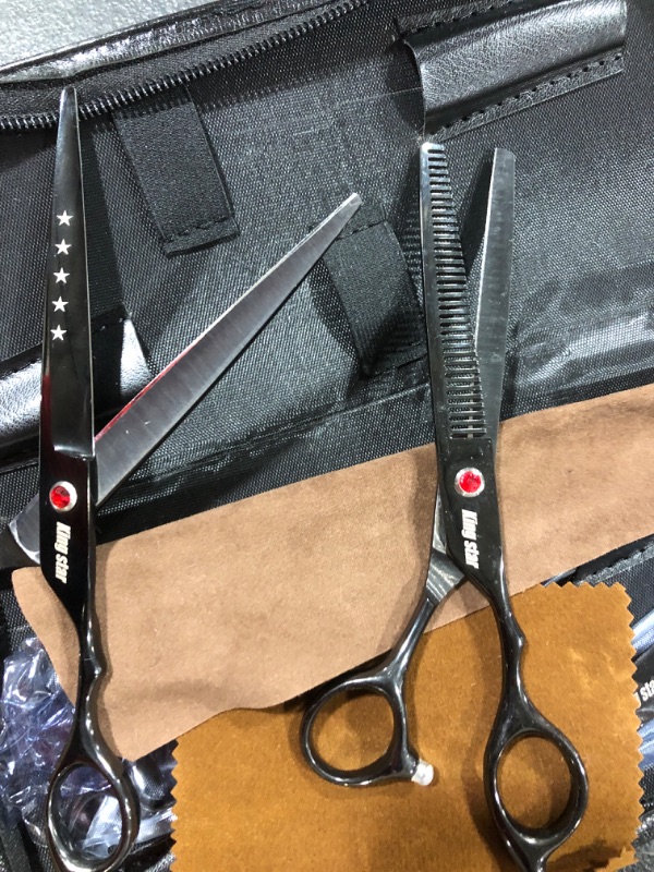 Photo 3 of 7.0in Titanium Black Professional Pet Grooming Scissors Set,Straight & Thinning & Curved Scissors 4pcs Set for Dog Grooming,(Black)
