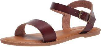 Photo 1 of Amazon Essentials Women's Two Strap Buckle Sandal--- size 12w
