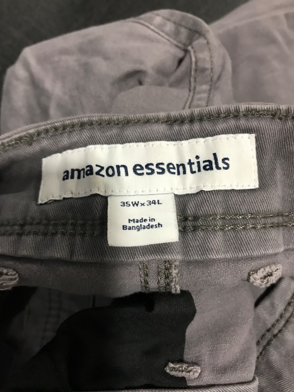 Photo 3 of AMAZON ESSENTIALS CARGO PANT 35W X 34L