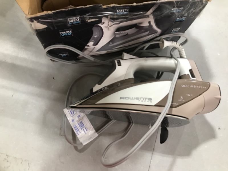 Photo 1 of Rowenta Focus Steam Garment Iron, Standard, Blue 1725-Watts Advanced Iron